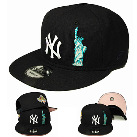 ny yankee hat with statue of liberty